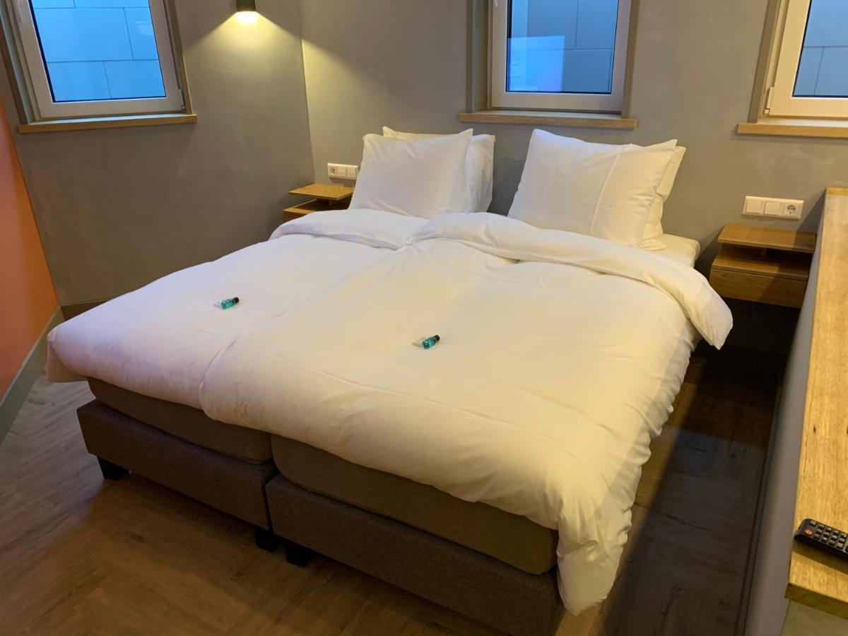 Beach Apartments ซานด์โวร์ต ภายนอก รูปภาพ
