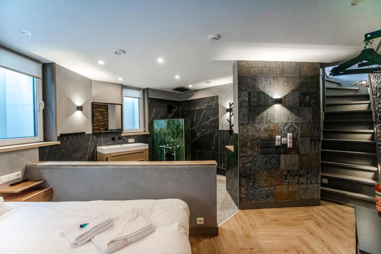 Beach Apartments ซานด์โวร์ต ภายนอก รูปภาพ